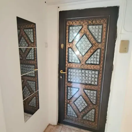 Inchiriez Garsoniera In Regim Hotelier Unirii Bucharest