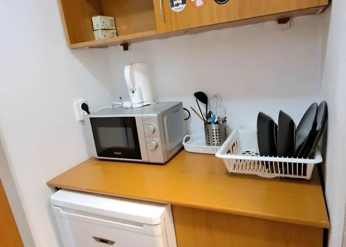 închiriez Garsoniera în Regim Hotelier Unirii